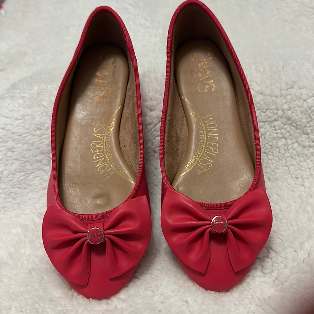 NEW Circus by Sam Edelman flats 7.5